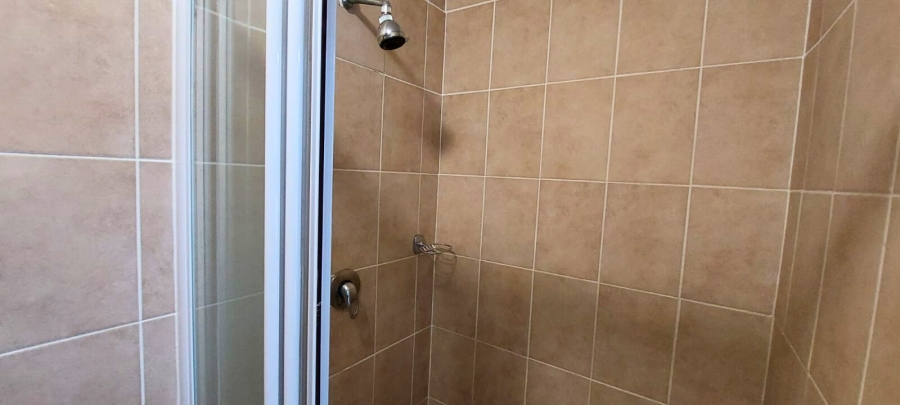 1 Bedroom Property for Sale in Gordons Bay Central Western Cape